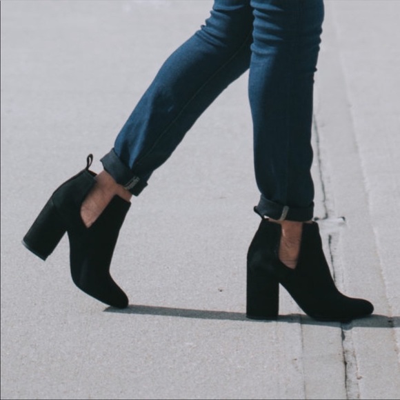 Steve Madden Shoes - Norelle Black Suede Steve Madden Ankle Booties ( 5 M )